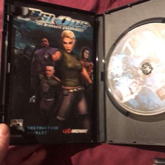 Metal Gear Solid 2, Resident Evil 4 and Psi-Ops PS2 games all with manuals! - Picture 2 of 4